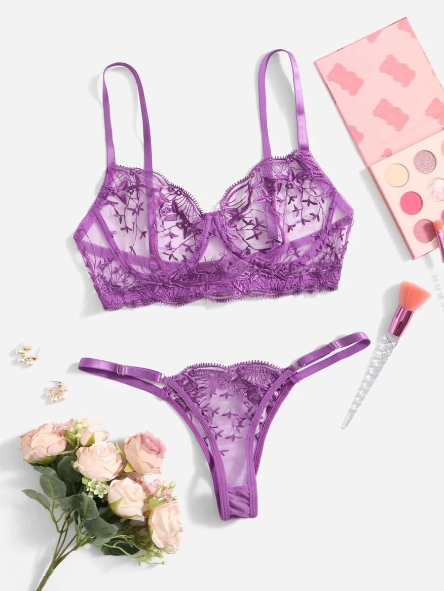 2 Pieces Embroidered Underwire Lingerie Set Purple