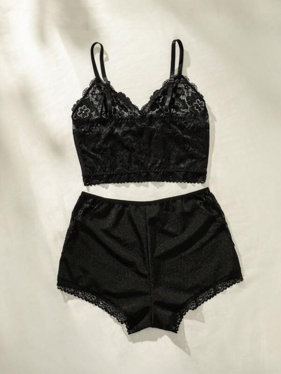 Contrast Lace Lingerie Set