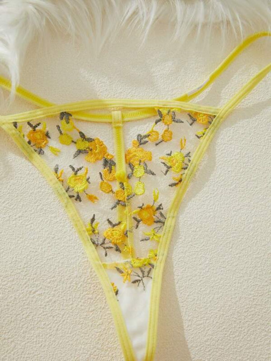 Floral Embroidery Lingerie Set