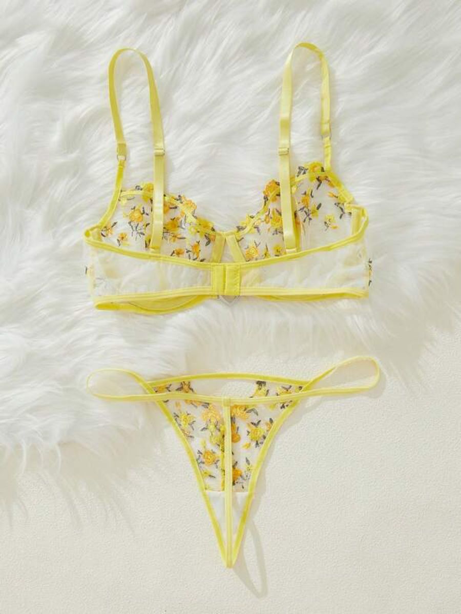 Floral Embroidery Lingerie Set