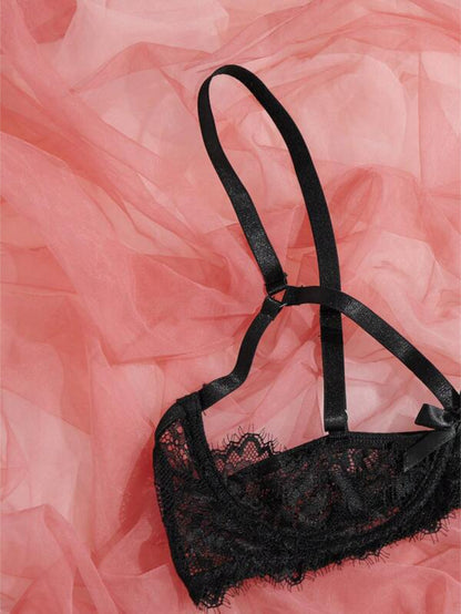 Floral Lace V Strings Underwire Lingerie Set