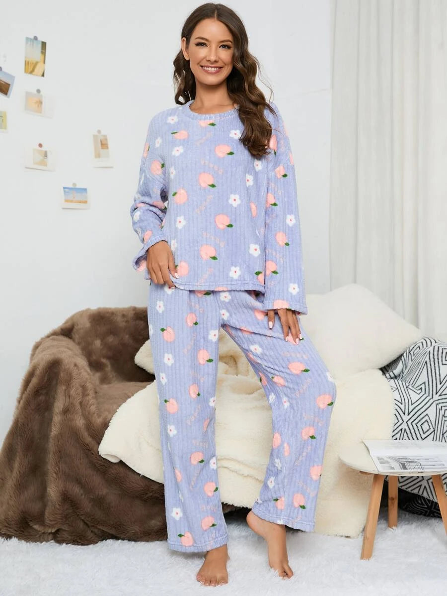 Letter And Peach Pattern Drop Flannelette Set