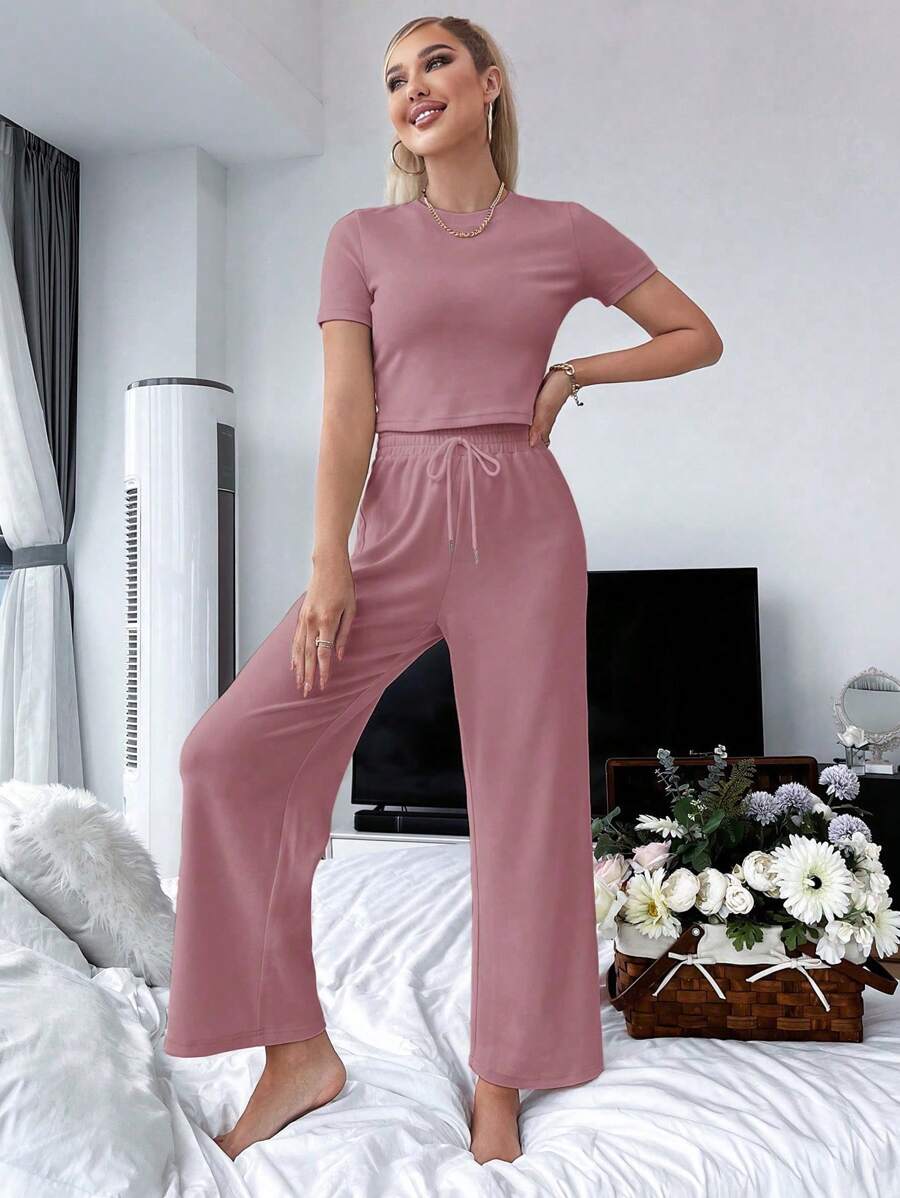 Solid Tee And Pants Lounge Set Pink