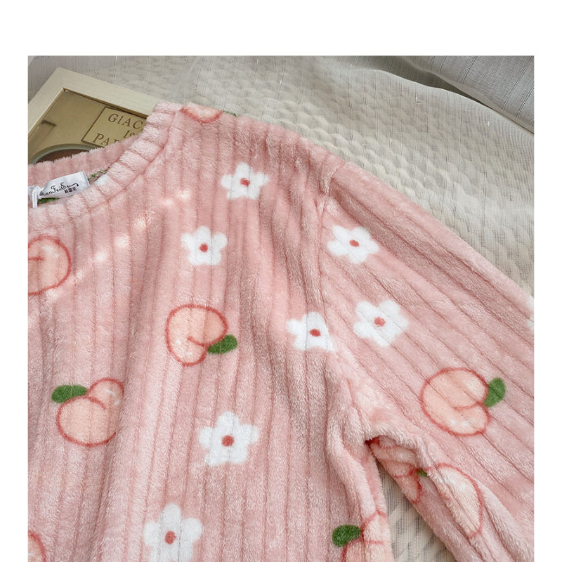 Strawberry Printed Velvet Pajama Set For Women