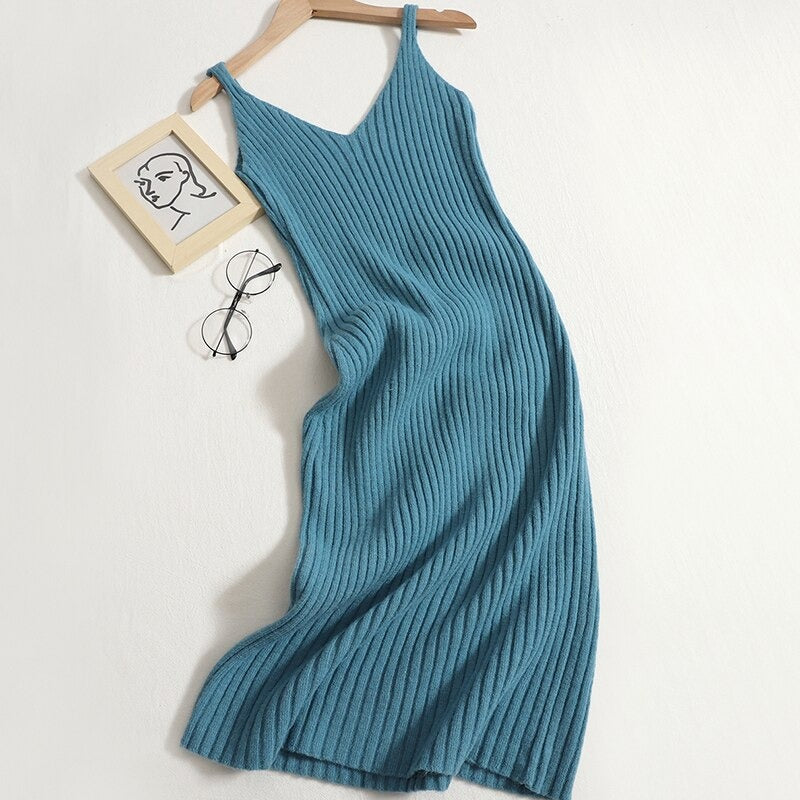 V-Neck Knitted Suspender Knotted Two-Piece Sweater Dress